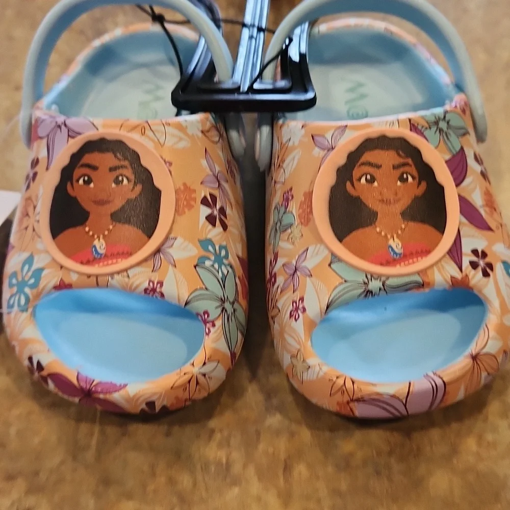 Moana Clog Sandal